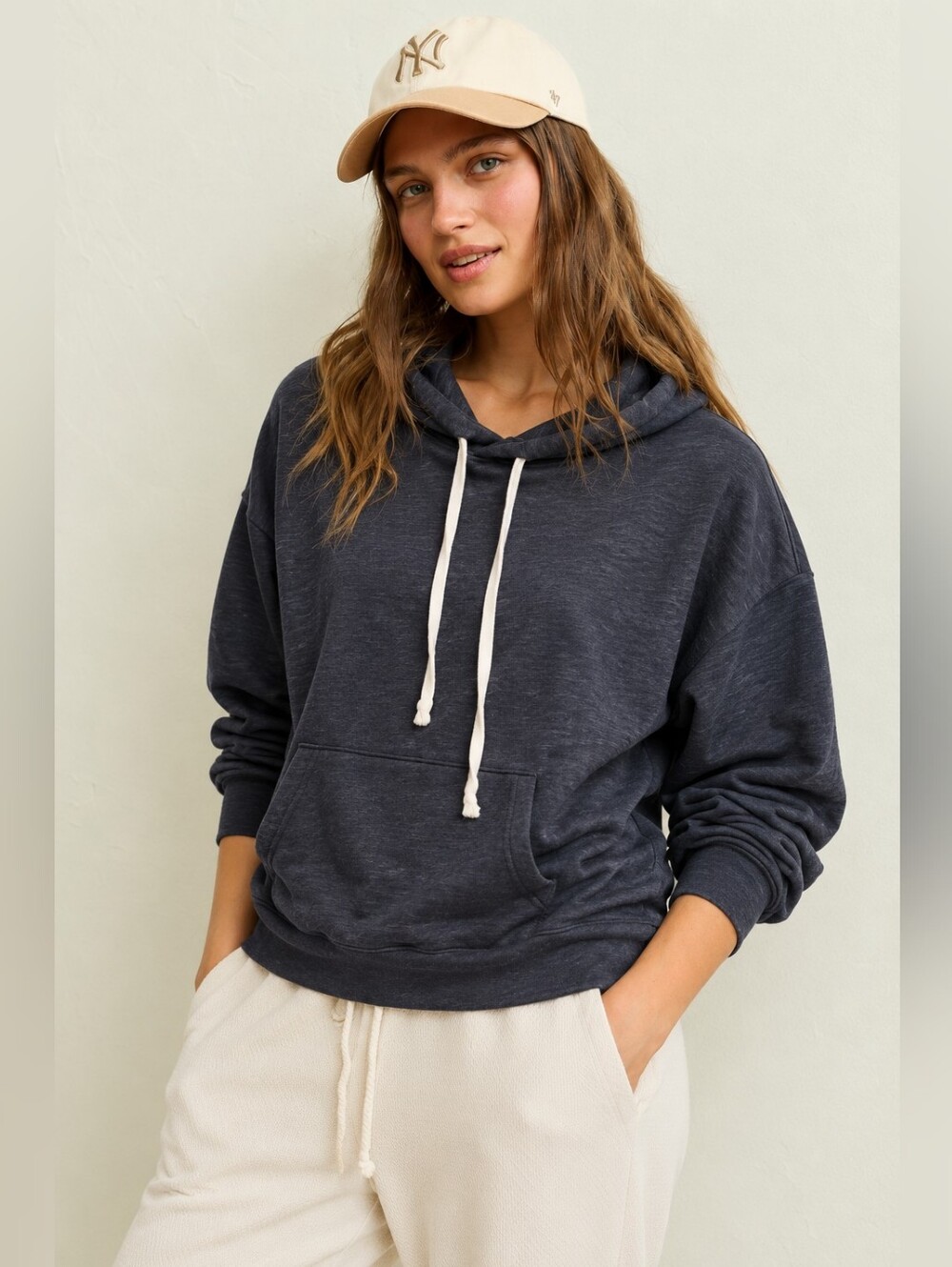 American Eagle Outfitters Hoodie Large